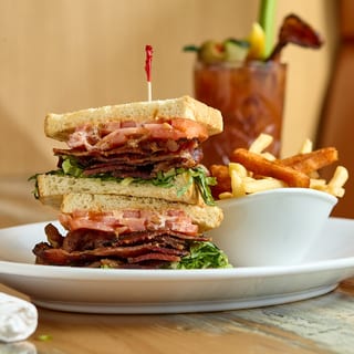 Peppered B.L.T. Sandwich