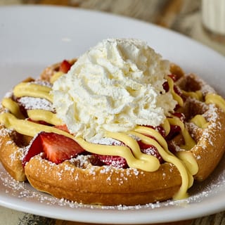 Strawberries & Crème Waffle